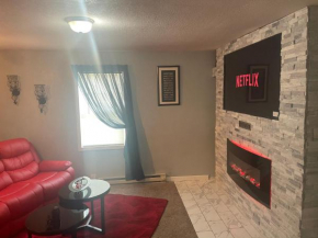 Ambient 2bdrm/1bth Stylish Home